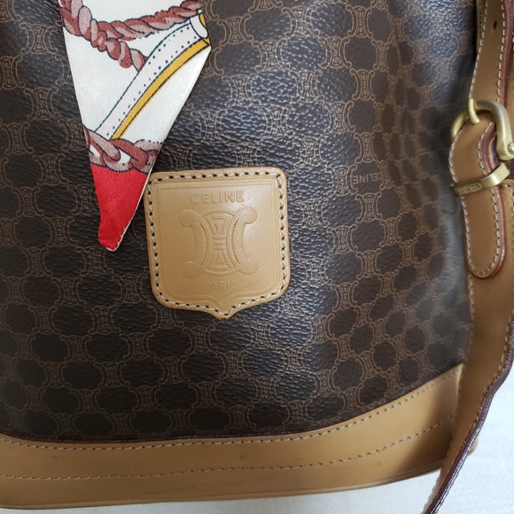 Authentic Vintage Celine drawstring bucket bag - Picture 14 of 16